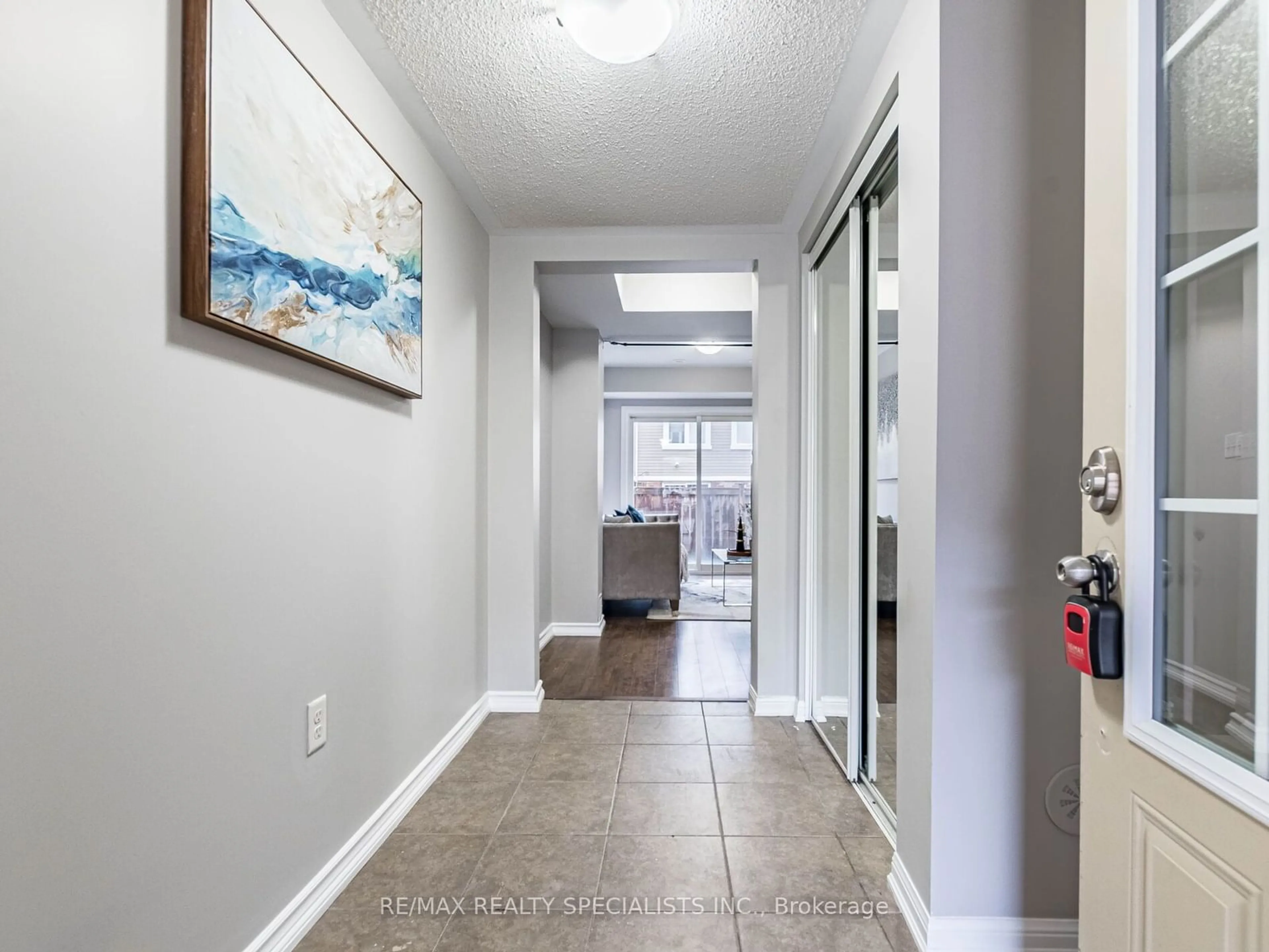 Indoor entryway for 63 Betterton Cres, Brampton Ontario L7A 0S4