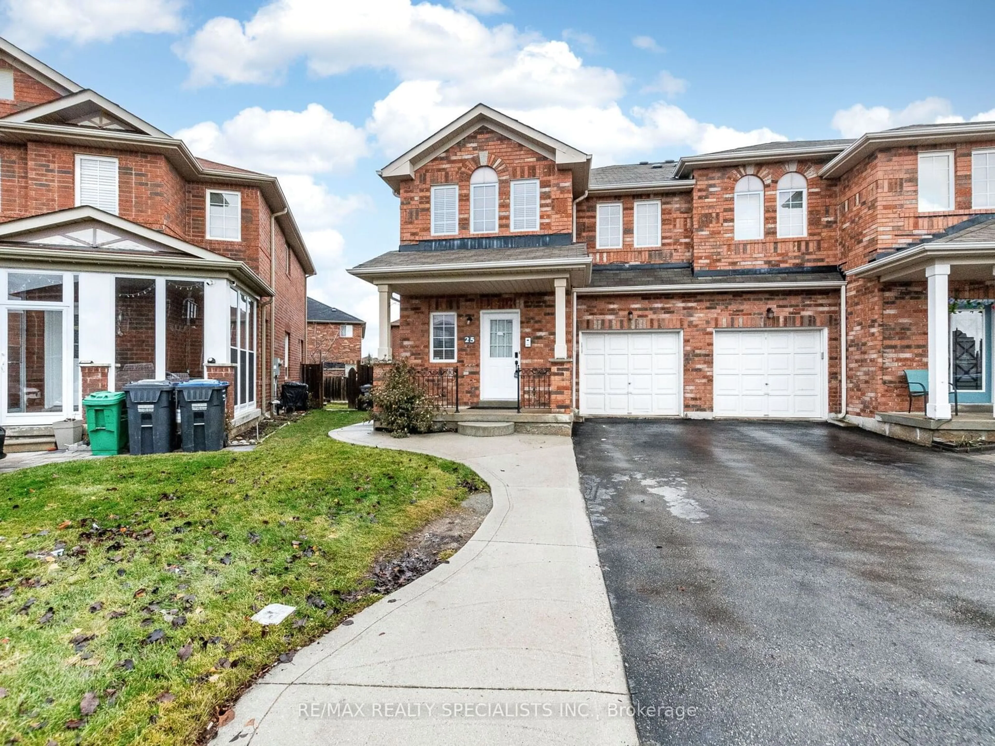 Home with brick exterior material, street for 25 Commodore Dr, Brampton Ontario L6X 0S5