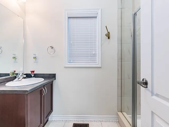 Additional property image - 18 Yarmouth St