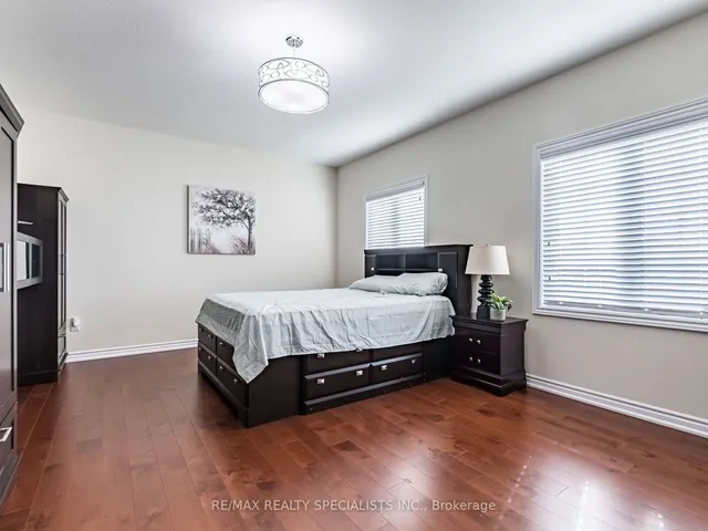 Additional property image - 18 Yarmouth St