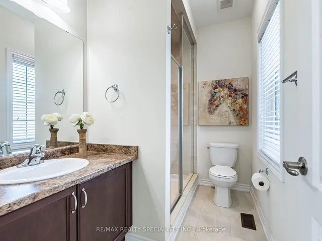 Additional property image - 18 Yarmouth St