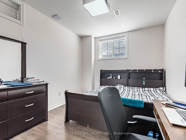 Additional property image - 18 Yarmouth St