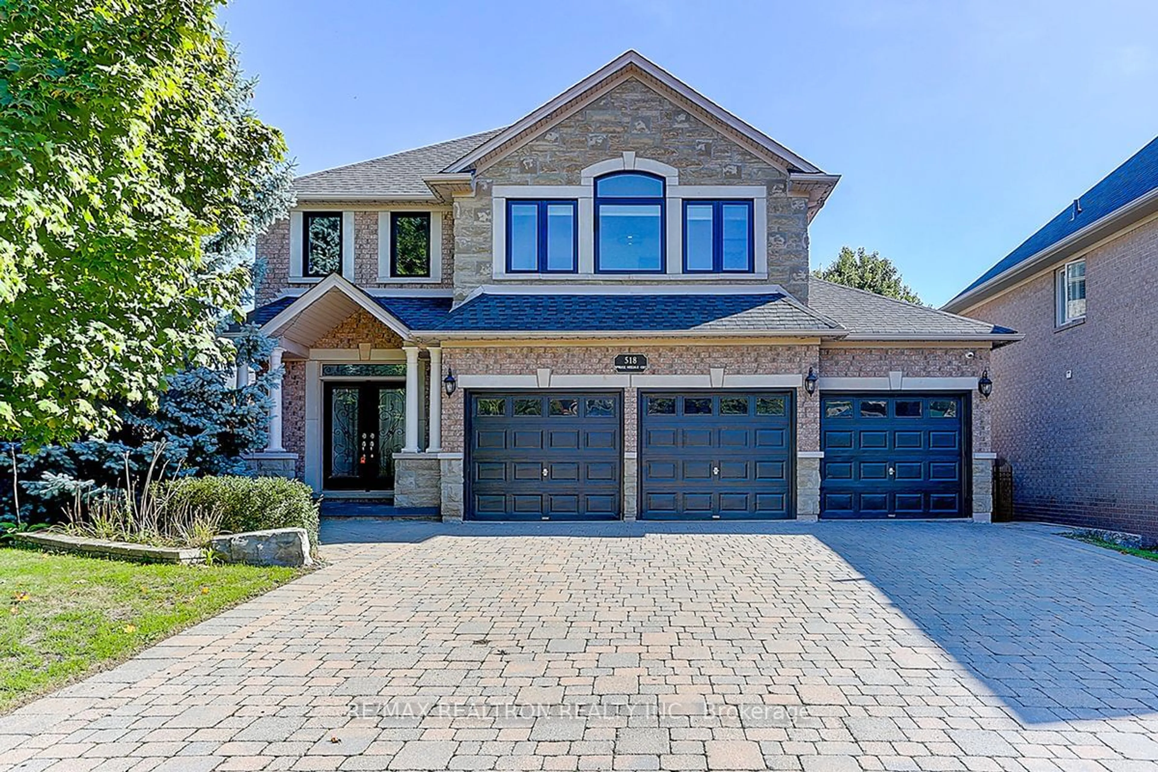 Home with brick exterior material, street for 518 Spruce Needle Crt, Oakville Ontario L6H 7L2