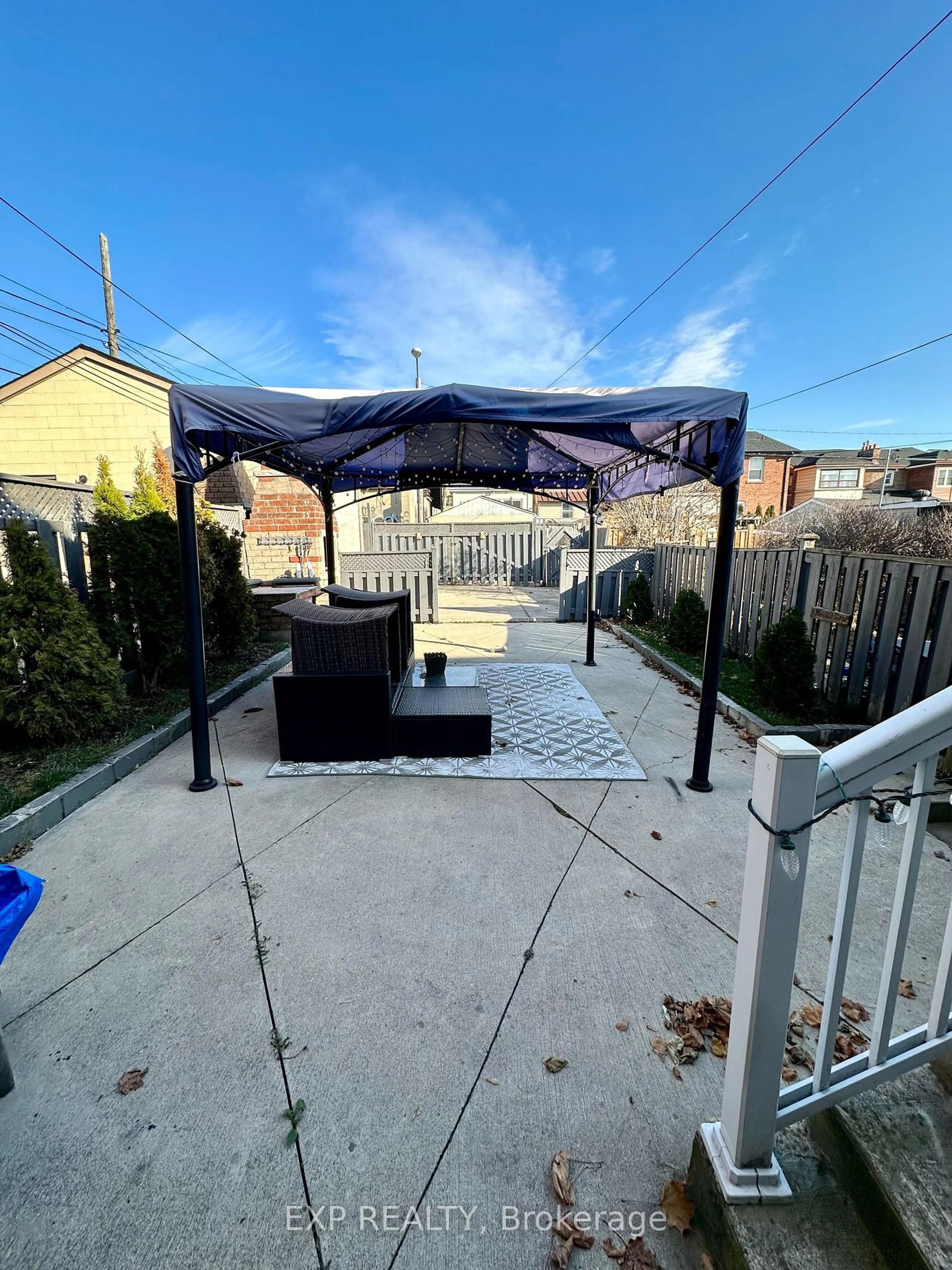 Patio, street for 161 Sellers Ave, Toronto Ontario M6E 3V1