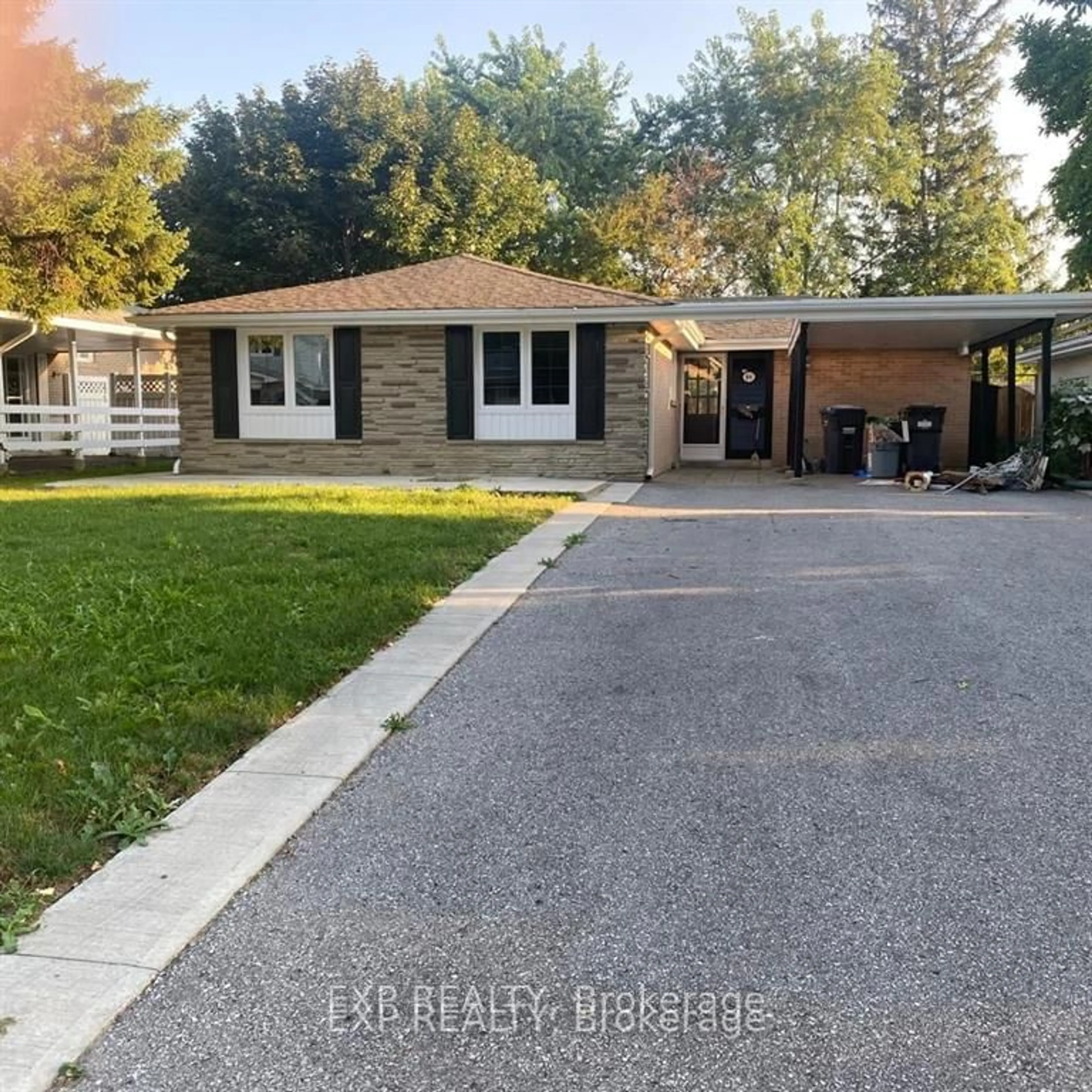 Home with brick exterior material, street for 84 Bartley Bull Pkwy, Brampton Ontario L6W 2J6