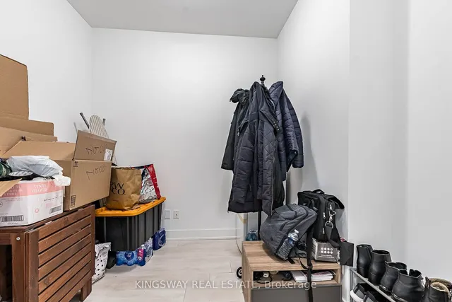 Additional property image - 2481 Taunton Rd Unit 901