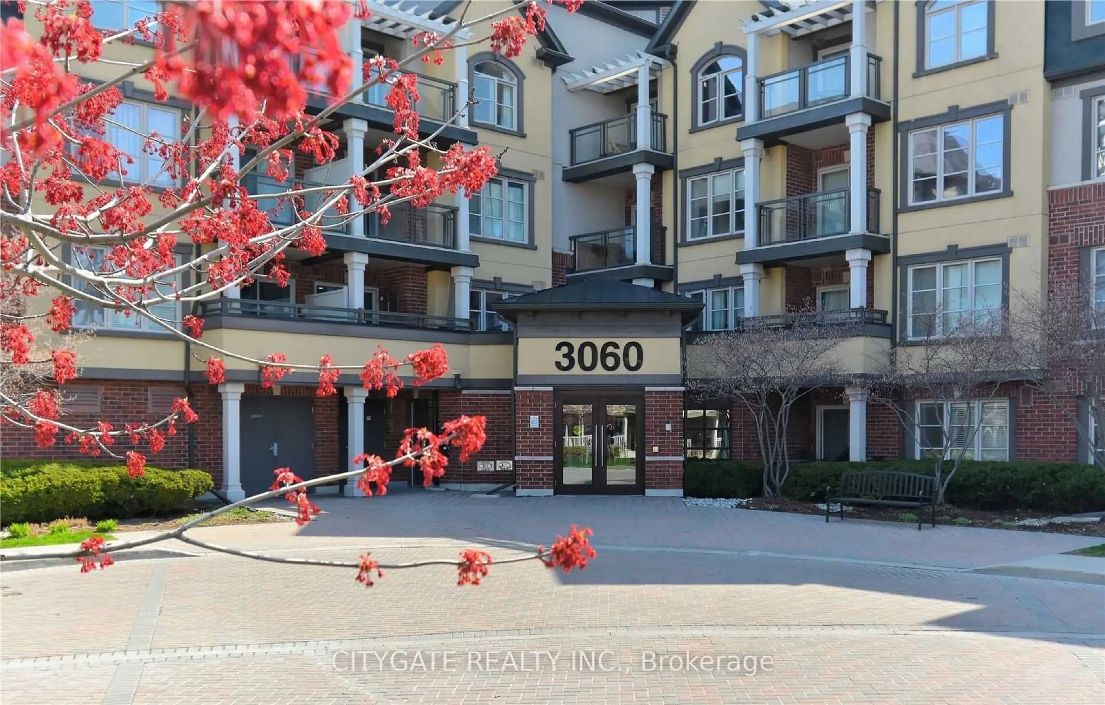 Indoor foyer for 3060 Rotary Way #413, Burlington Ontario L7M 0G9