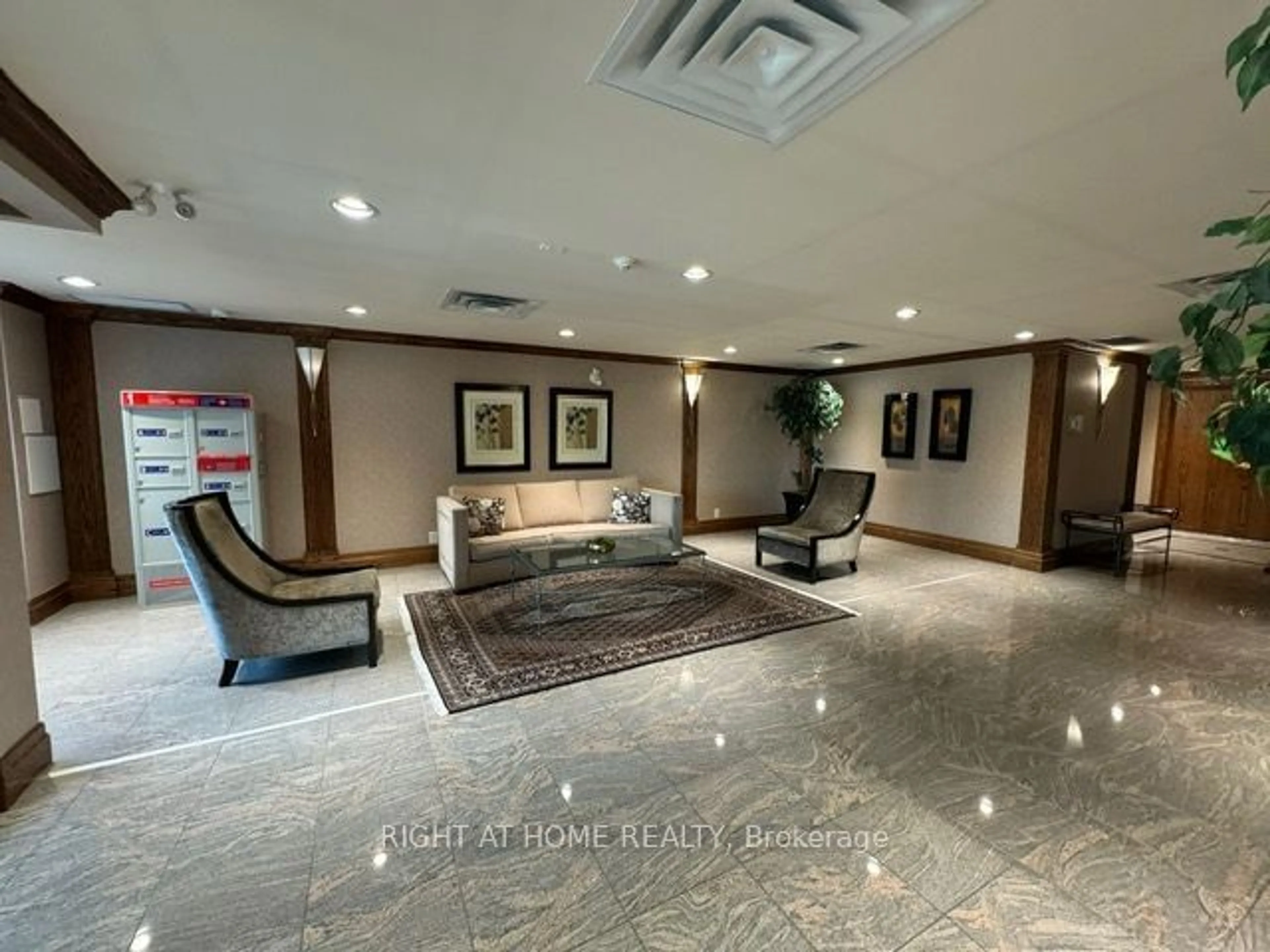 Lobby for 65 Via Rosedale Way #306, Brampton Ontario L6R 3N8