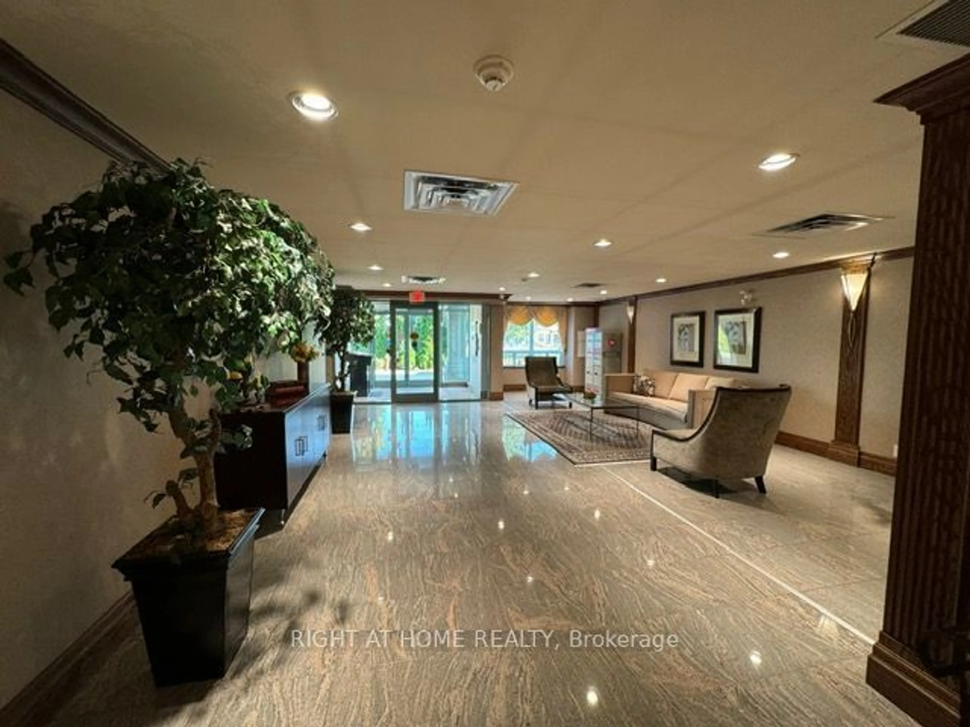 Lobby for 65 Via Rosedale Way #306, Brampton Ontario L6R 3N8