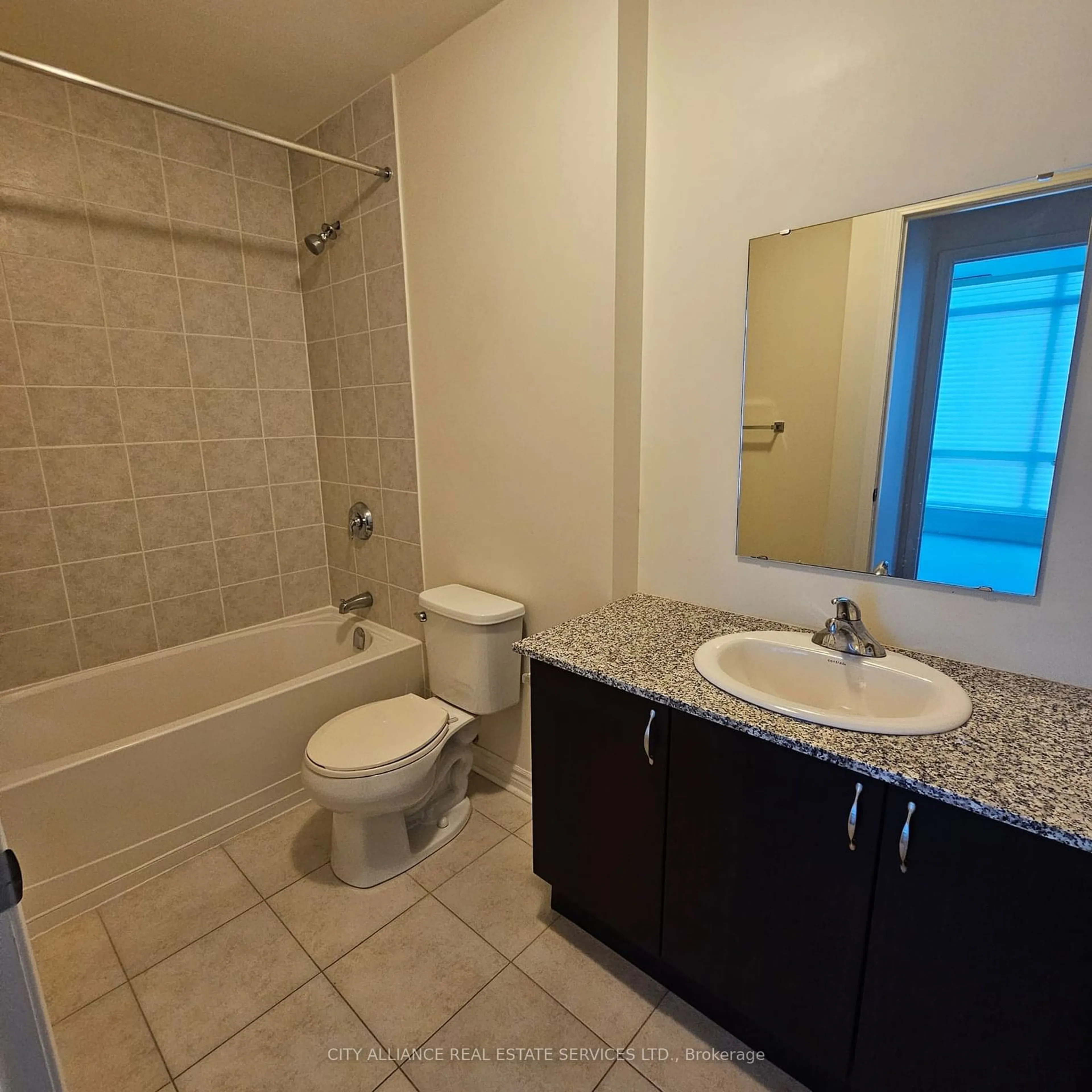 Standard bathroom, unknown for 2522 Keele St #512, Toronto Ontario M6L 2N8