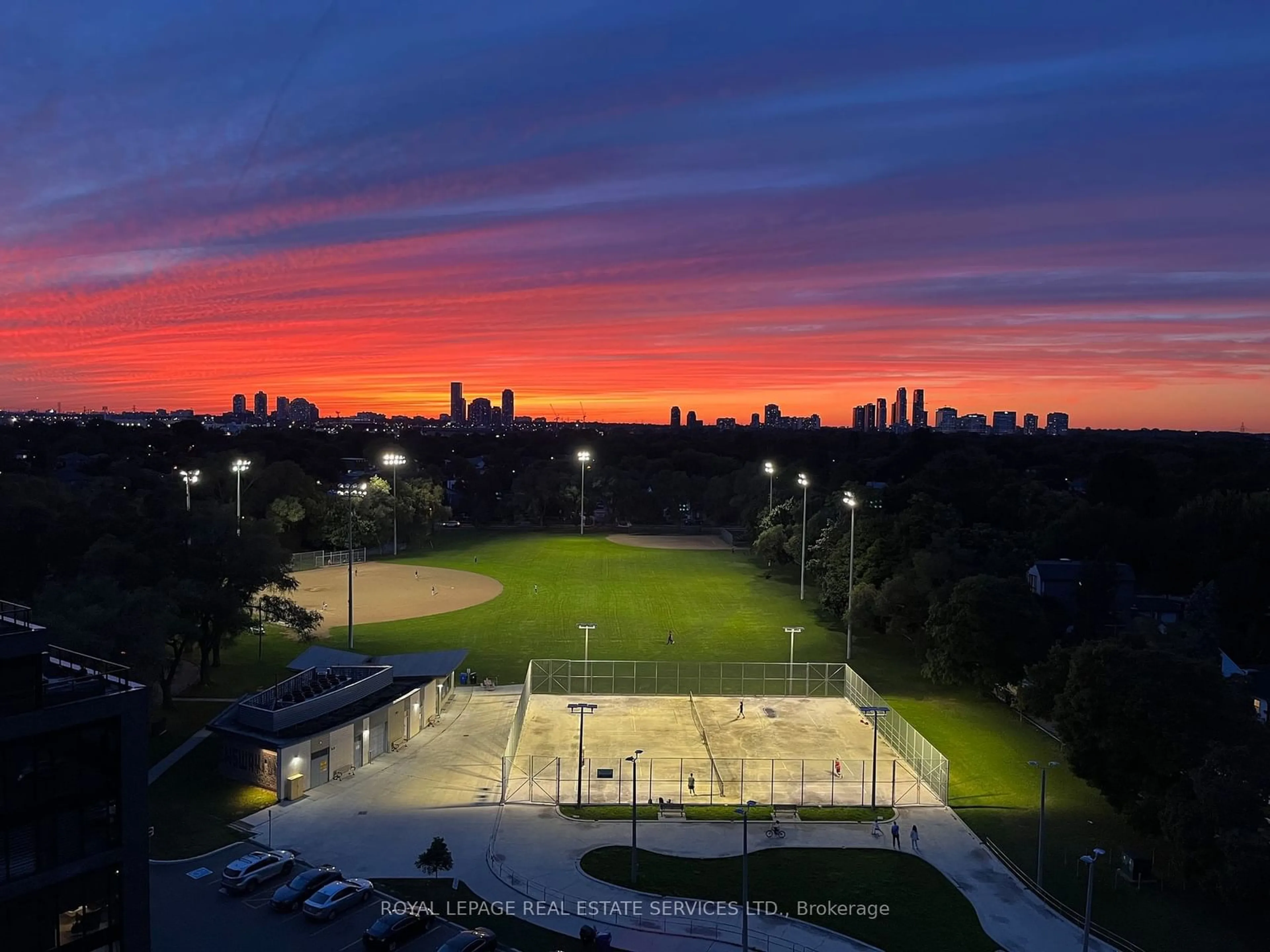 A pic from outside/outdoor area/front of a property/back of a property/a pic from drone, city buildings view from balcony for 7 Smith Cres #PH807, Toronto Ontario M8Z 0G3