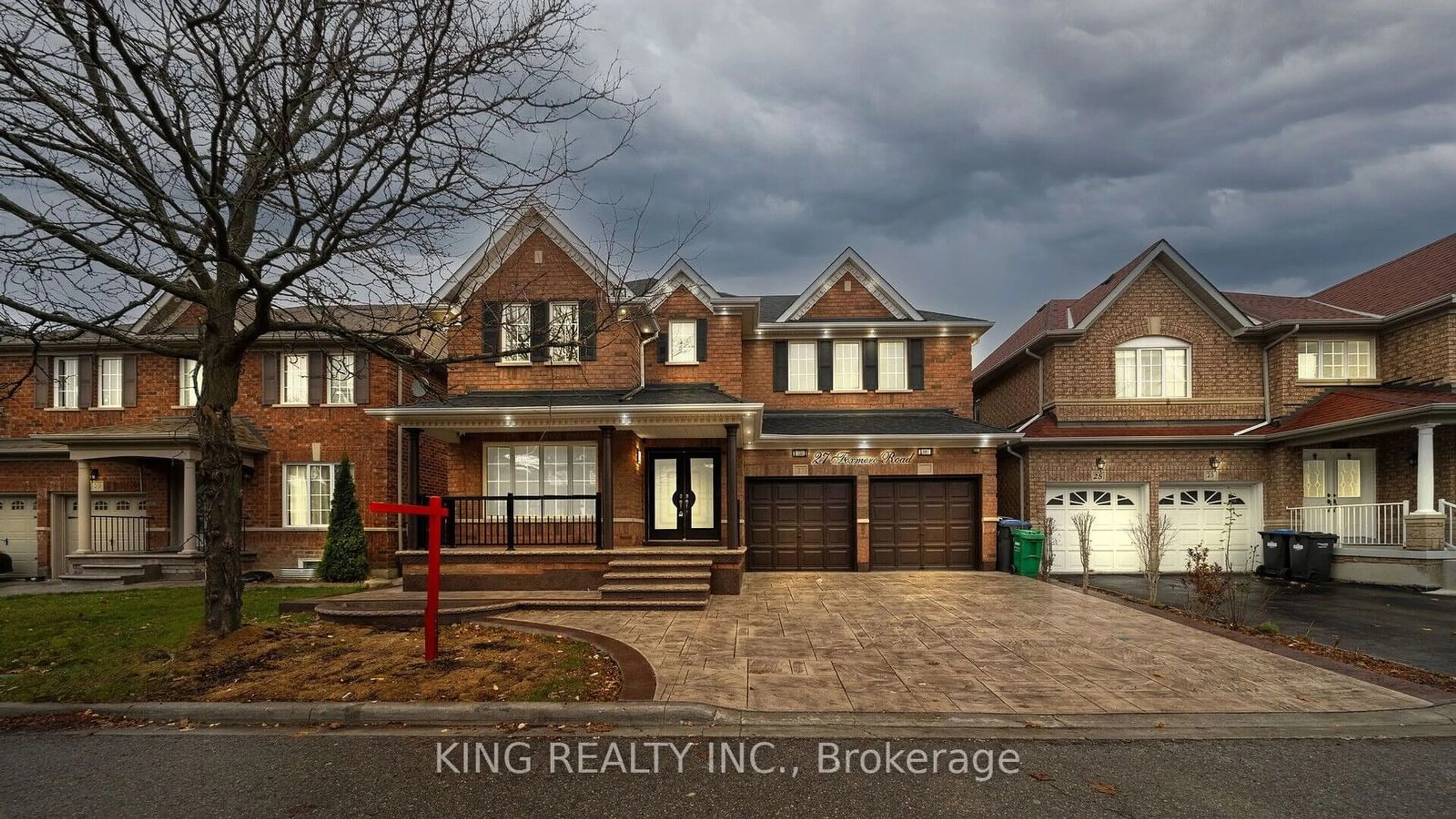 Home with brick exterior material, building for 27 Foxmere Rd, Brampton Ontario L7A 1S4