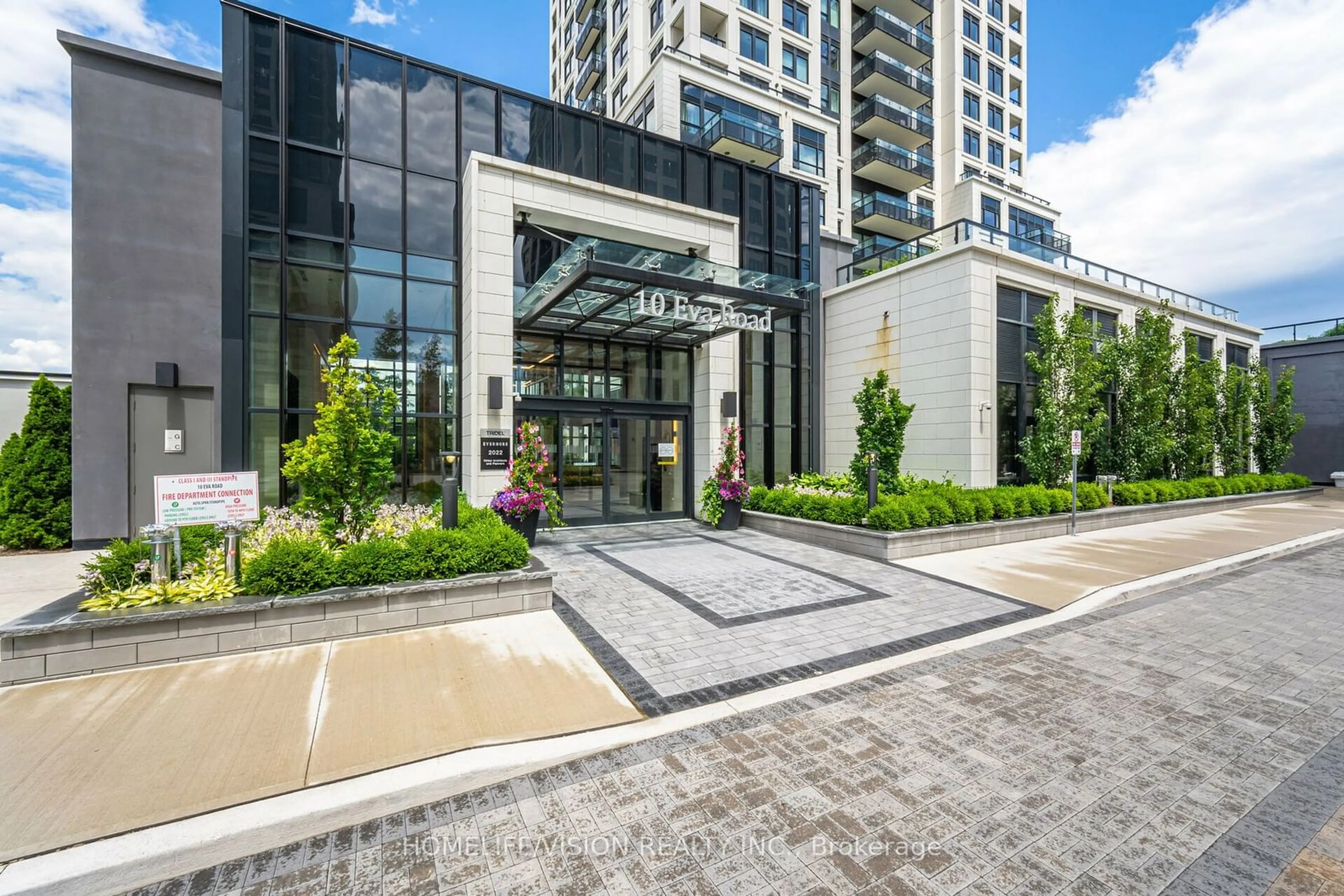 Indoor foyer for 10 Eva Rd #Ph08, Toronto Ontario M9C 0B3