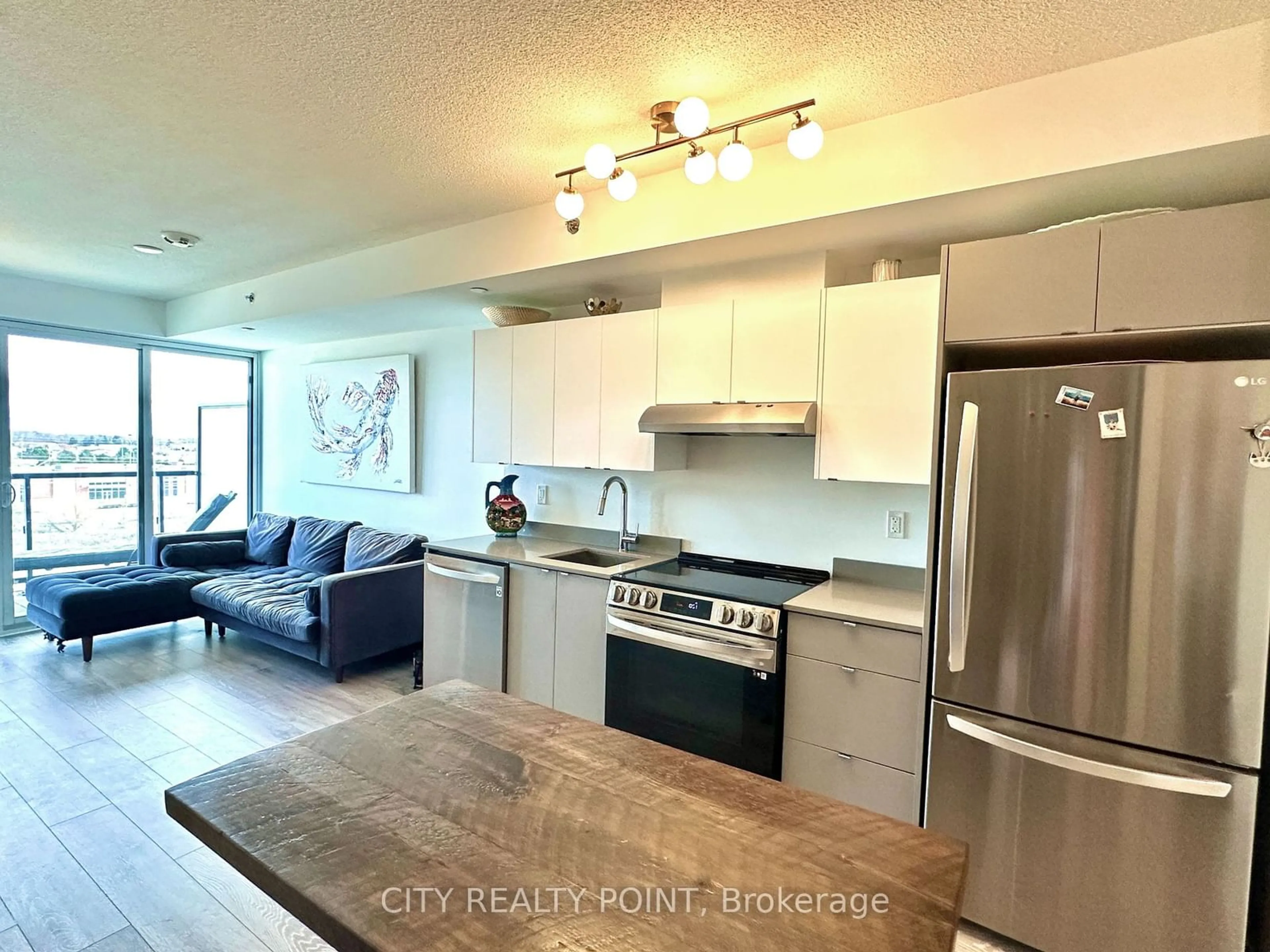 Open concept kitchen, unknown for 3200 Dakota Common #B612, Burlington Ontario L7M 2A7