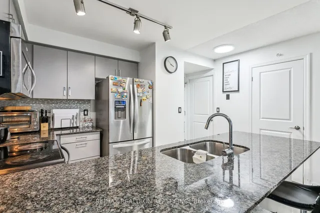 Additional property image - 80 Esther Lorrie Dr Unit 803