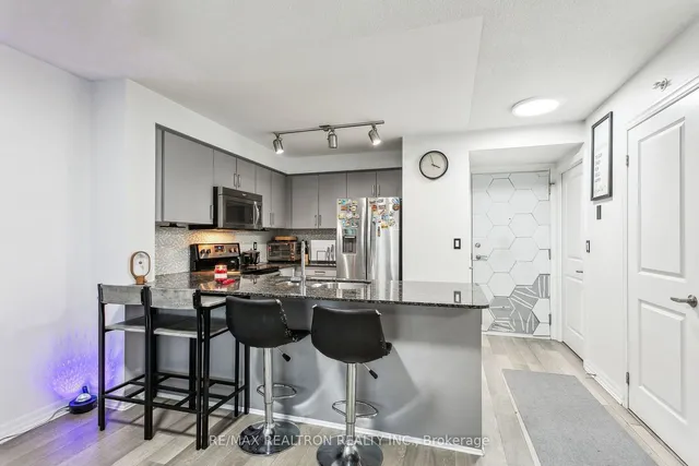 Additional property image - 80 Esther Lorrie Dr Unit 803