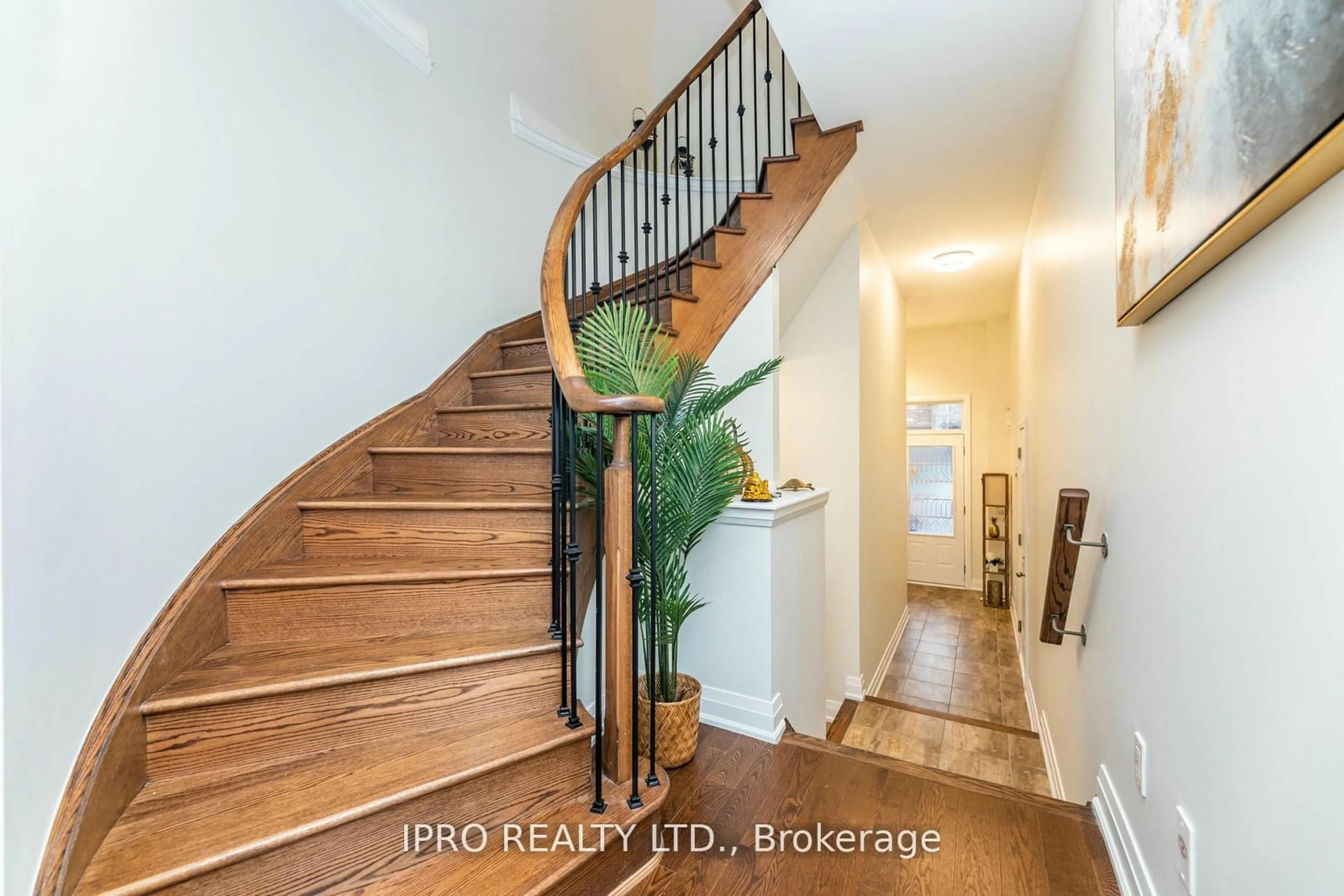 Stairs for 7 Dalbeattie Dr, Brampton Ontario L6Y 6H7