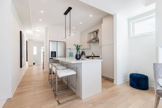 Additional property image - 3300 Mariner Passage