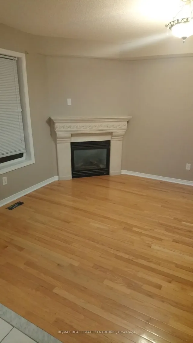 Additional image 3 of 65 Pauline Cres