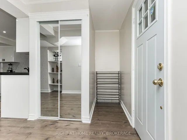 Additional image 7 of 1084 Holdsworth Cres