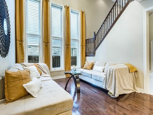 Additional image 33 of 1084 Holdsworth Cres