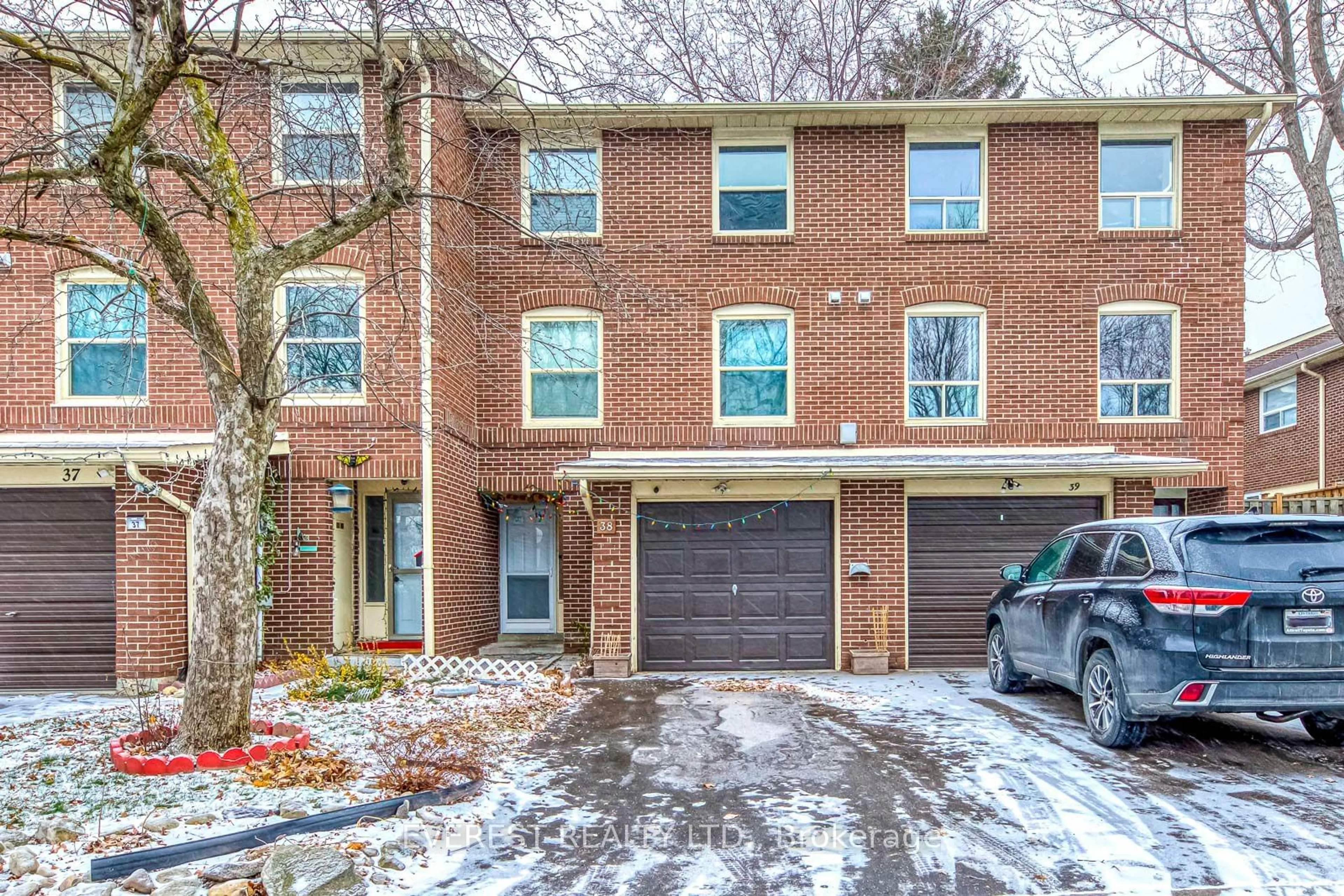 Home with brick exterior material, street for 38 Eden Park, Brampton Ontario L6T 3A5