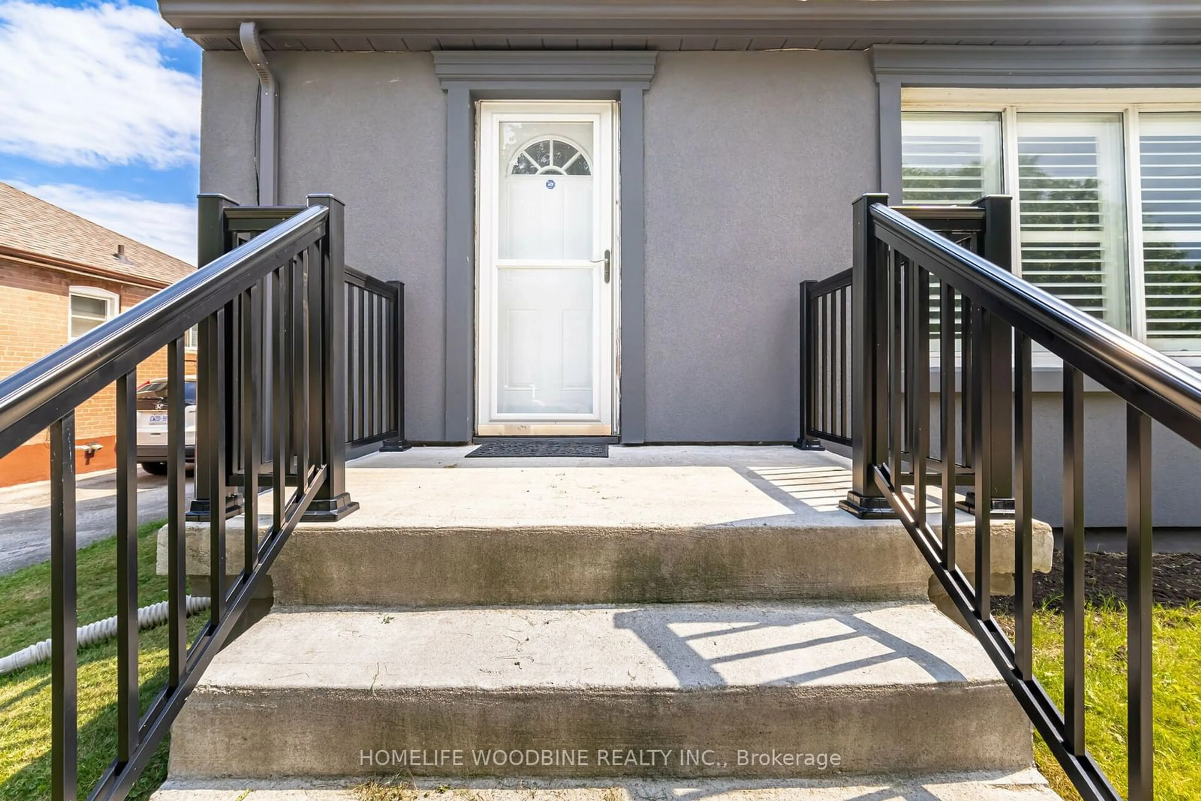 Indoor entryway for 67 Allenby Ave, Toronto Ontario M9W 1S7