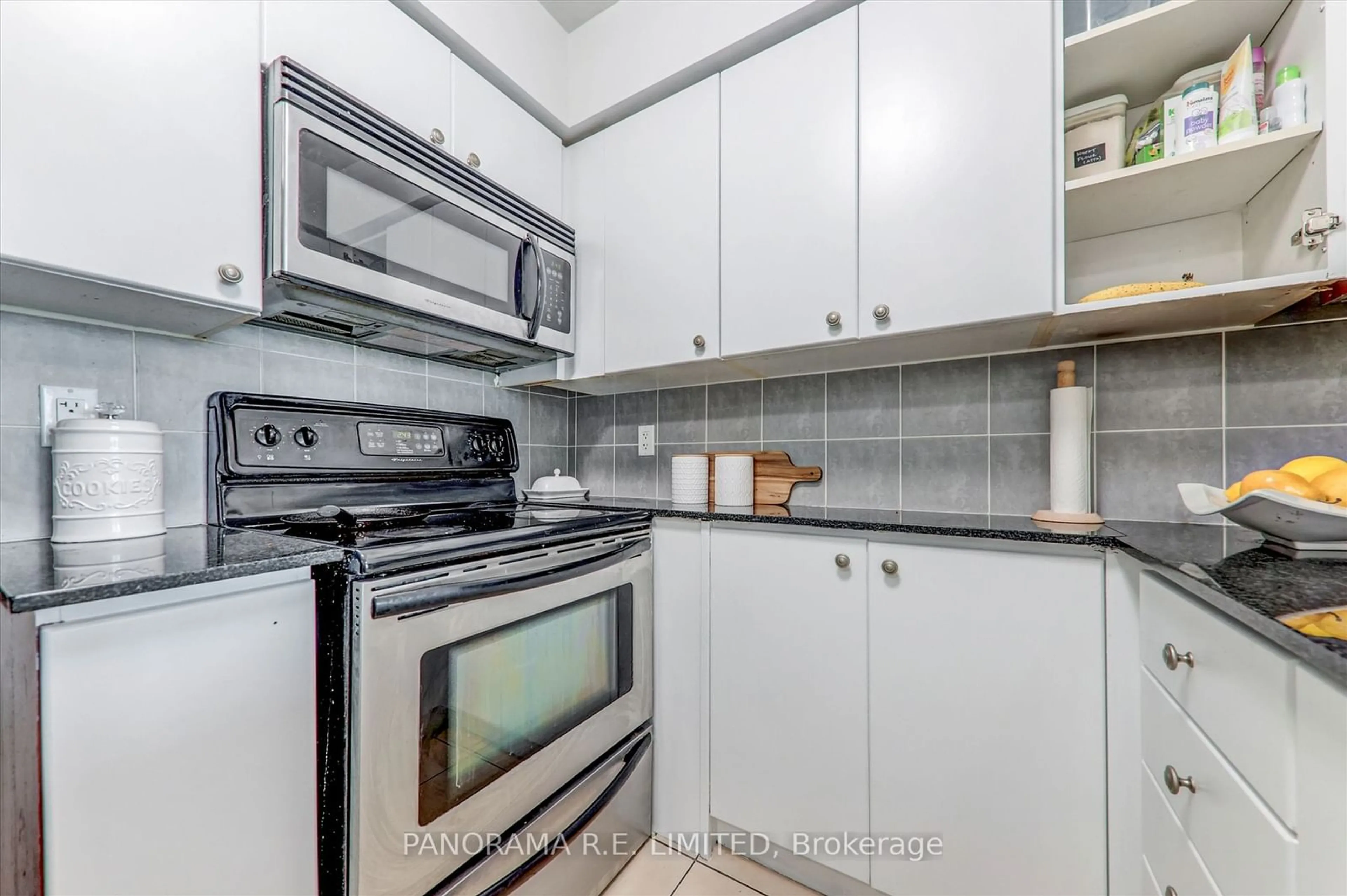 Standard kitchen, unknown for 225 Sherway Gardens Rd #3104, Toronto Ontario M9C 0A3