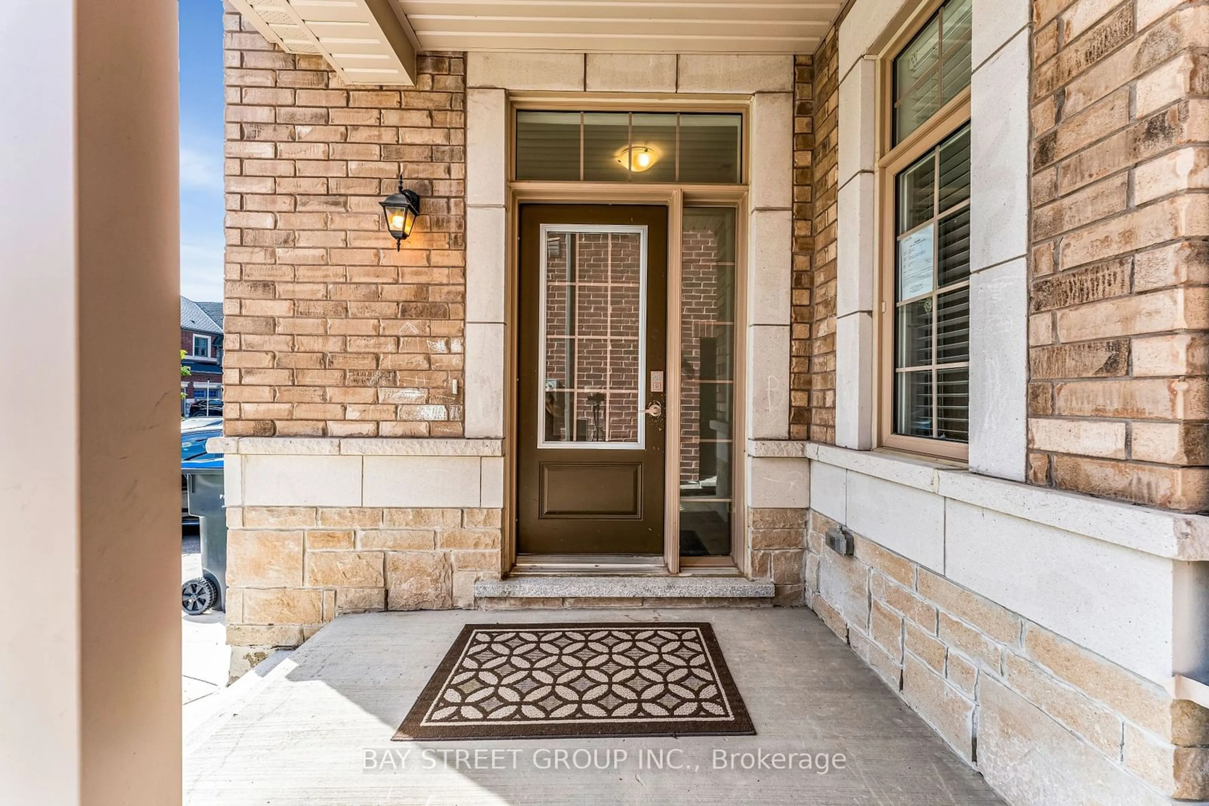 Indoor entryway for 126 Dolobram Tr, Brampton Ontario L7A 4Y5