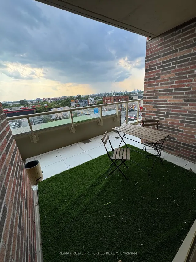 Additional property image - 1787 St Clair Ave Unit 509