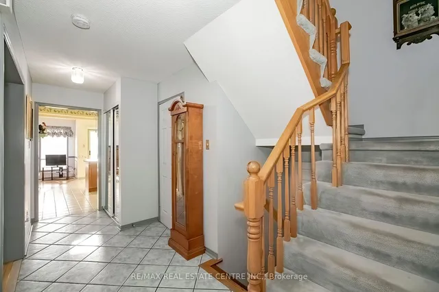 Additional image 34 of 40 Rocky Mountain Cres