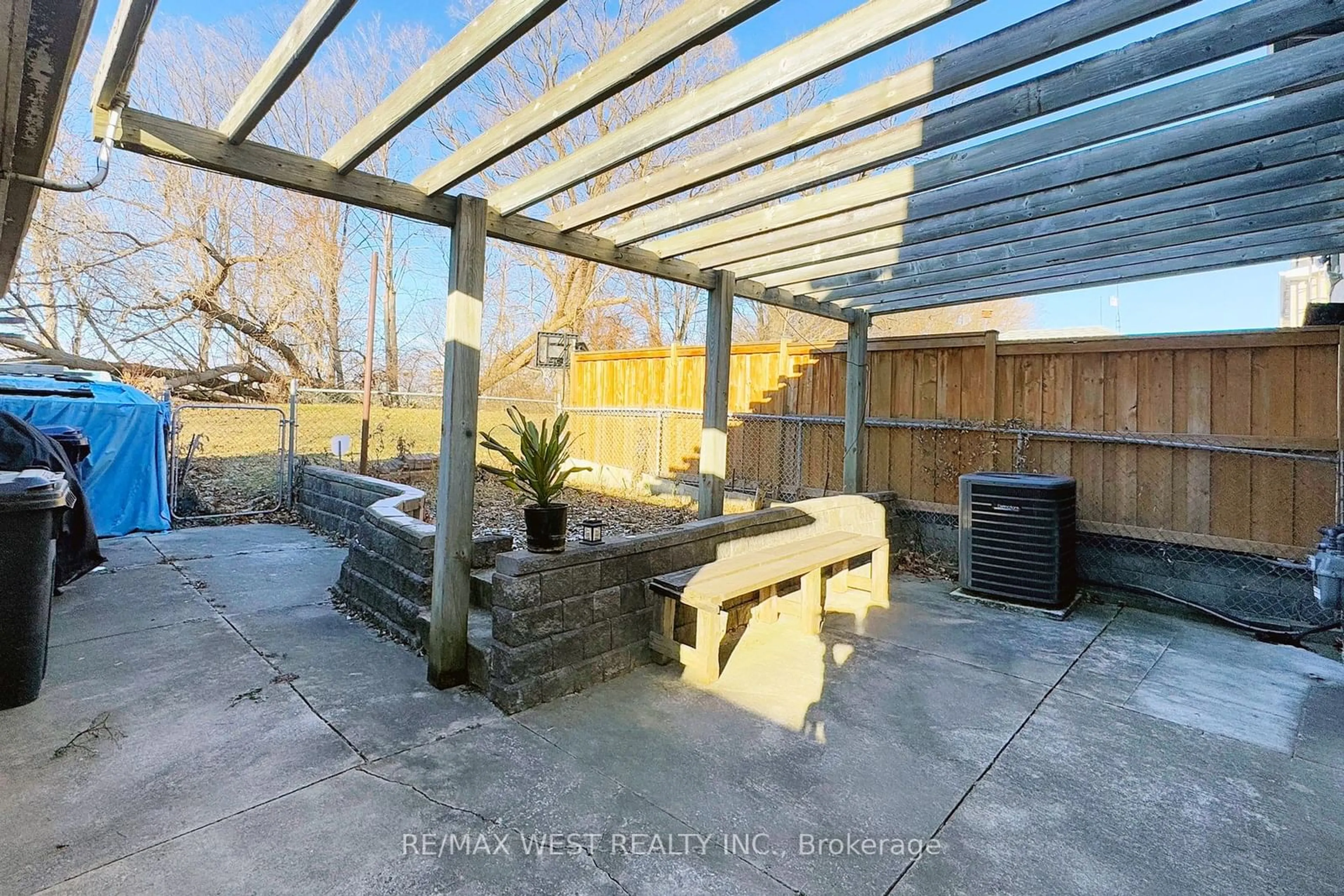 Patio, unknown for 78 Primula Cres, Toronto Ontario M9L 1K2