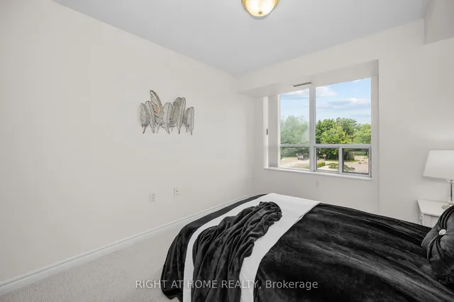 Additional image 21 of 100 Burloak Dr Unit 1214