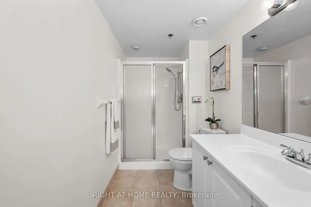 Additional image 17 of 100 Burloak Dr Unit 1214