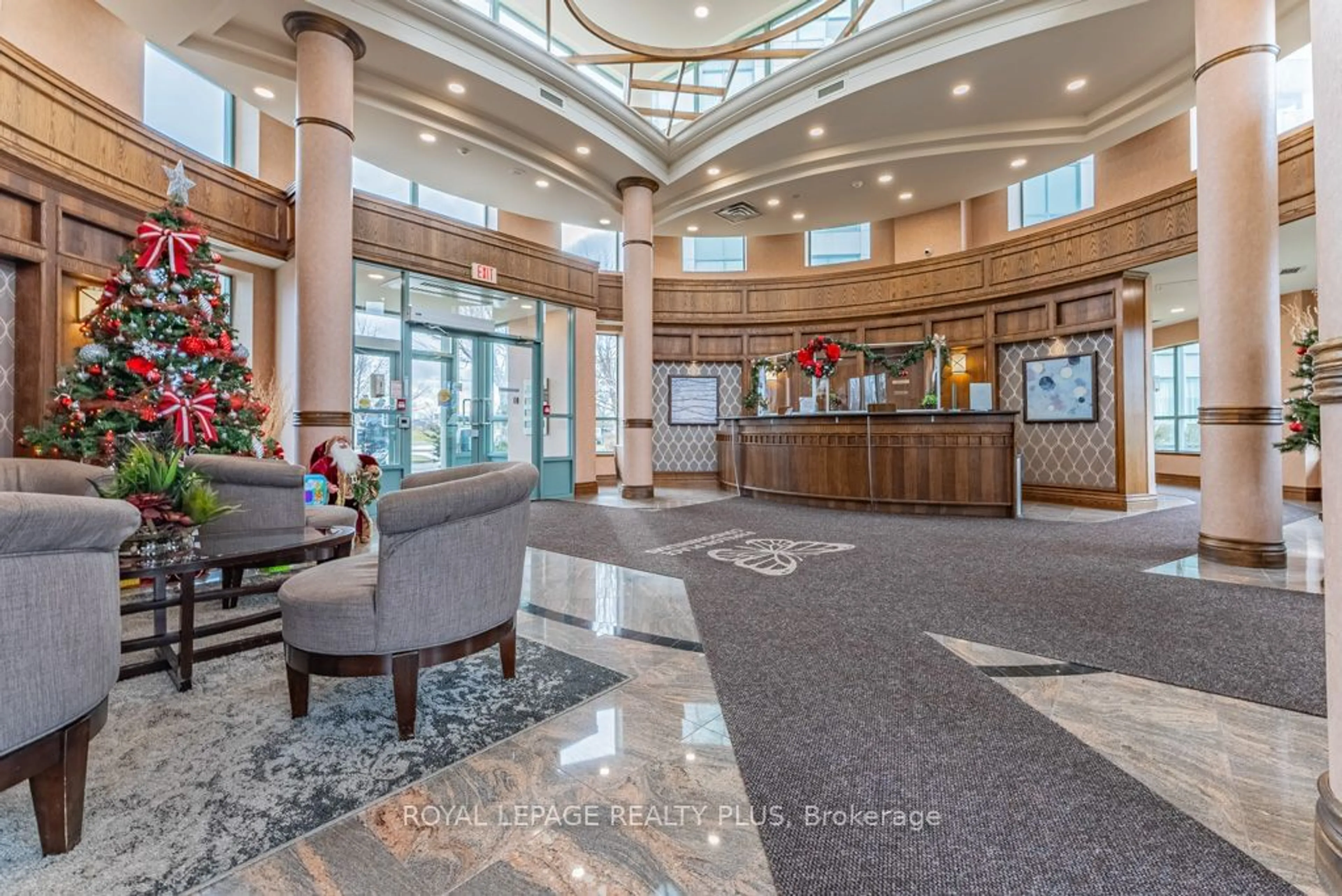 Lobby for 4900 Glen Erin Dr #PH2, Mississauga Ontario L5B 3C2