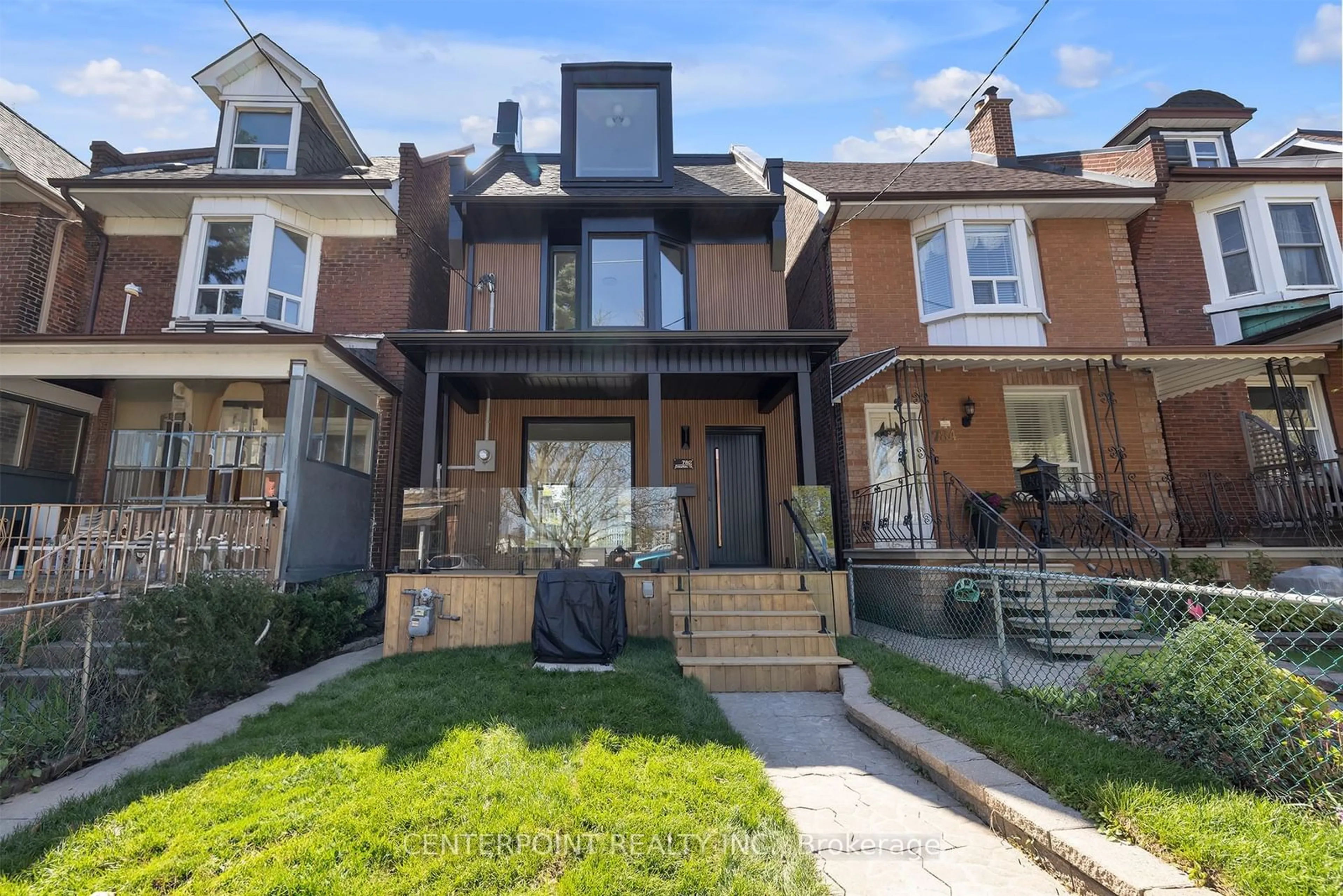 Home with brick exterior material, street for 782 Crawford St, Toronto Ontario M6G 3K3