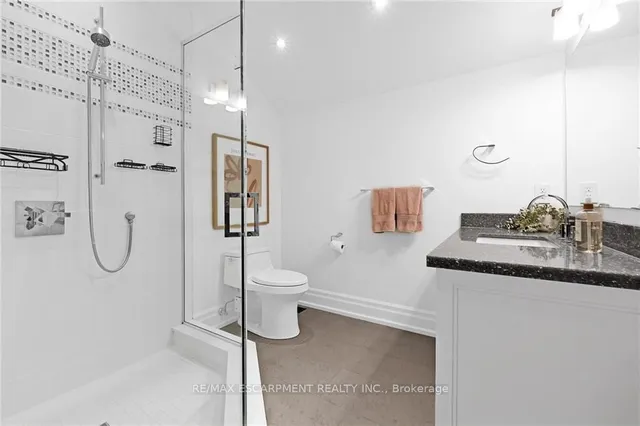 Additional property image - 2642 Bluffs Way