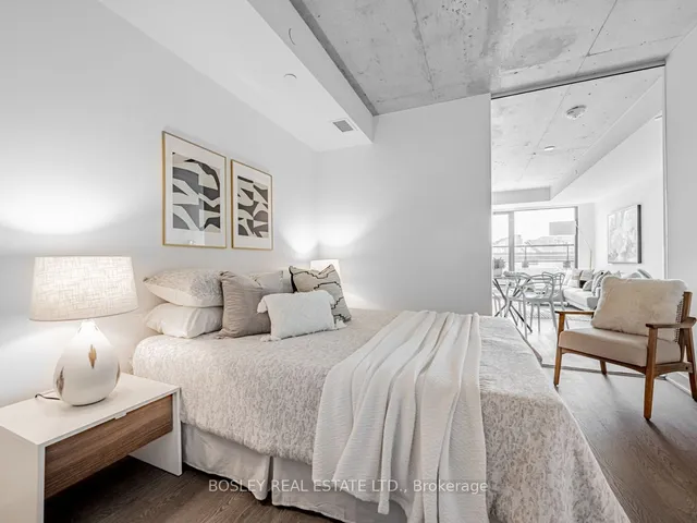Additional property image - 2720 Dundas St Unit 406