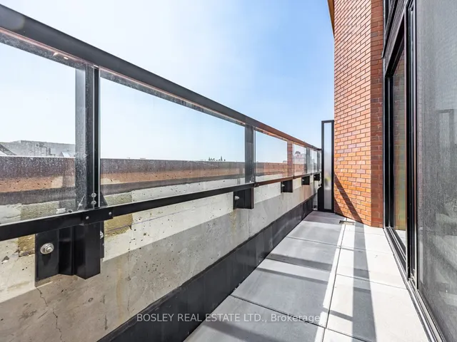 Additional property image - 2720 Dundas St Unit 406