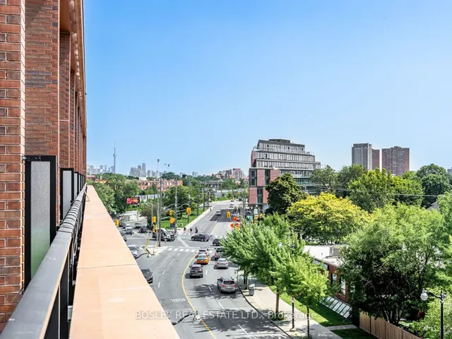Additional property image - 2720 Dundas St Unit 406