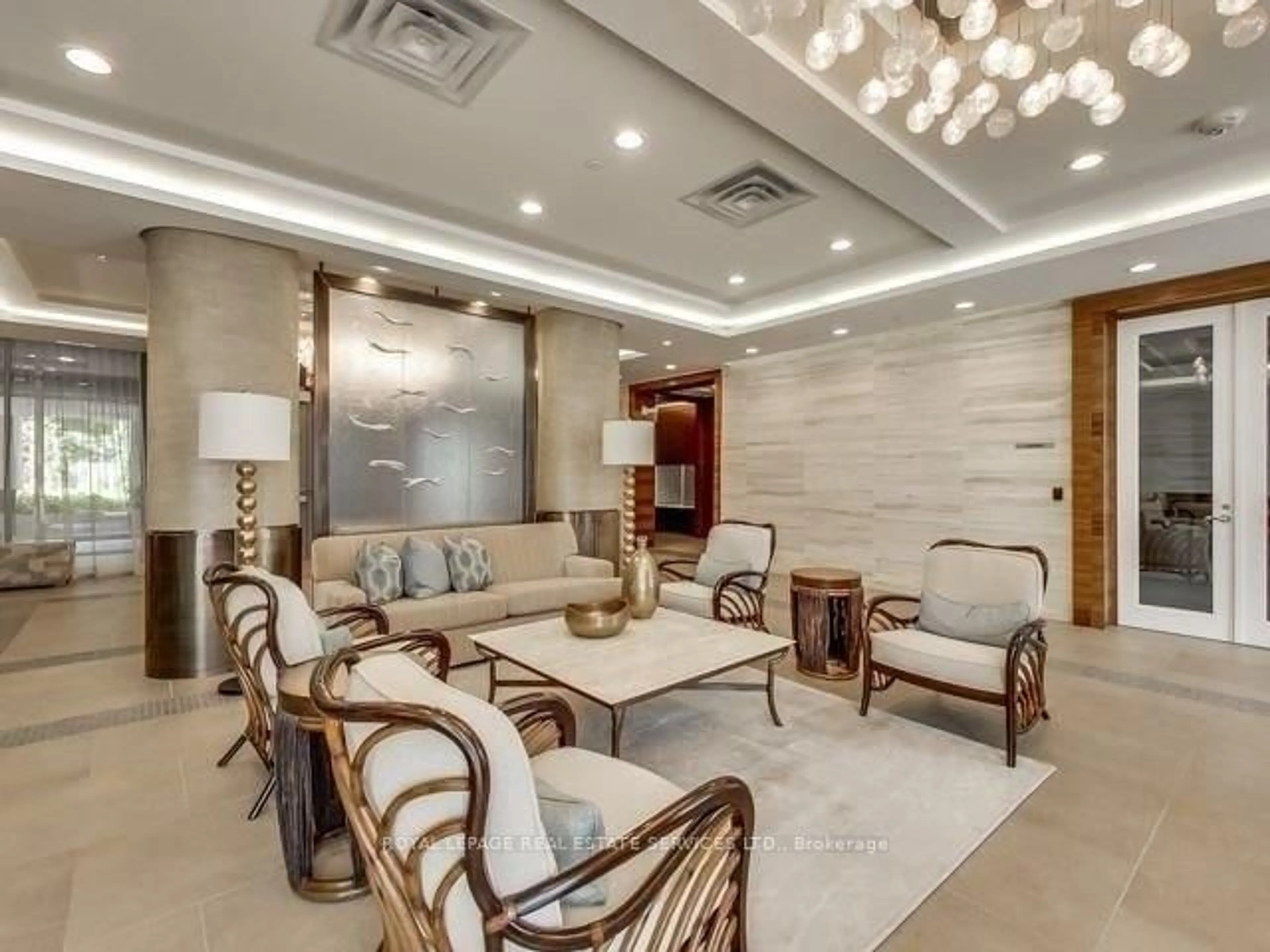 Lobby for 3500 Lakeshore Rd #815, Oakville Ontario L6L 0B4