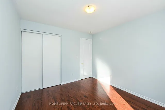 Additional property image - 120 Benhurst Cres