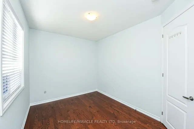 Additional property image - 120 Benhurst Cres