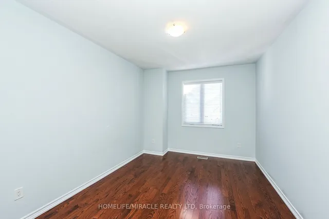 Additional property image - 120 Benhurst Cres