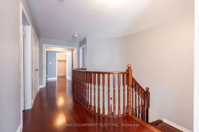 Additional property image - 15 Hellyer Ave
