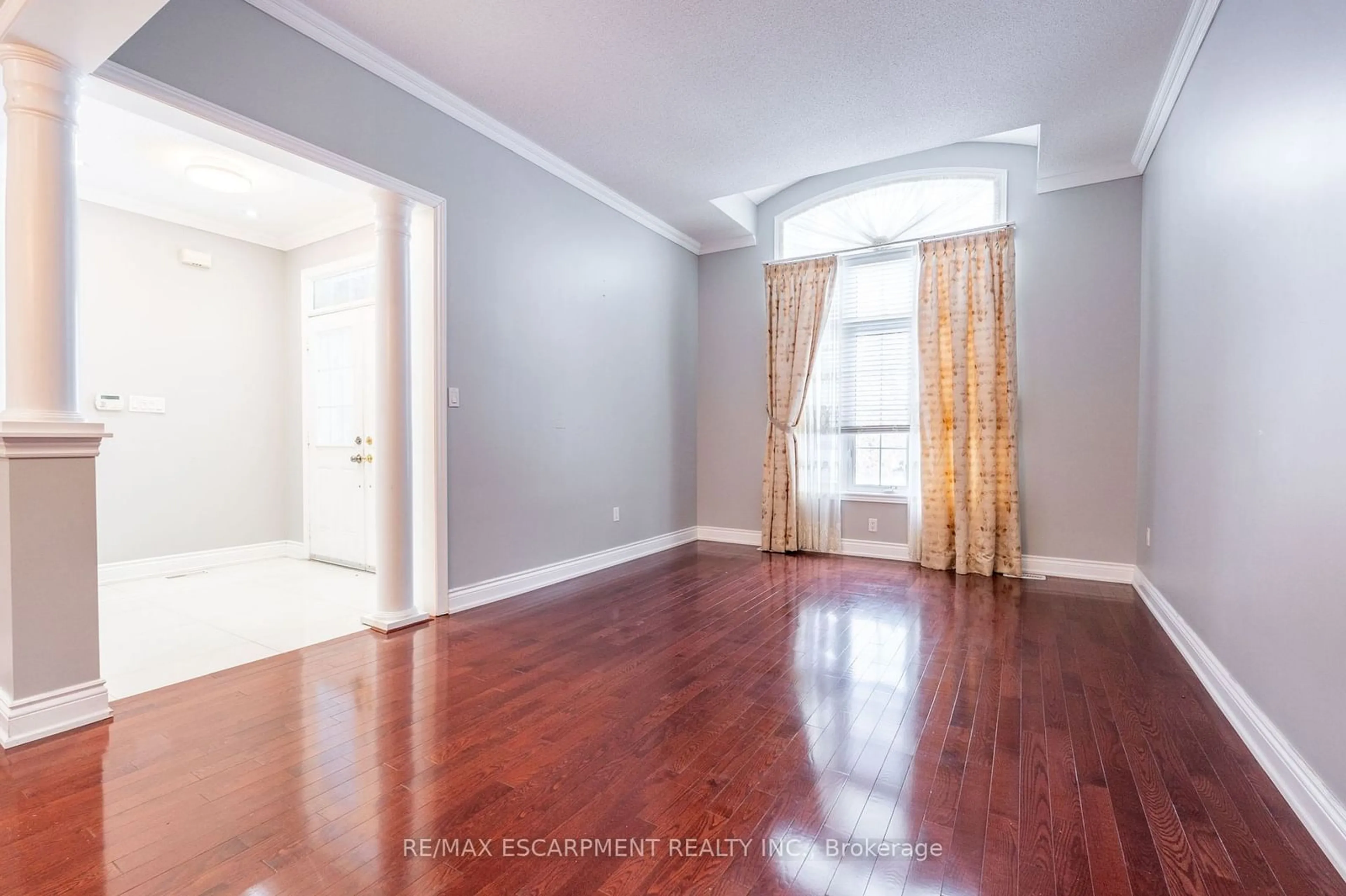 A pic of a room for 15 Hellyer Ave, Brampton Ontario L6Y 0M3