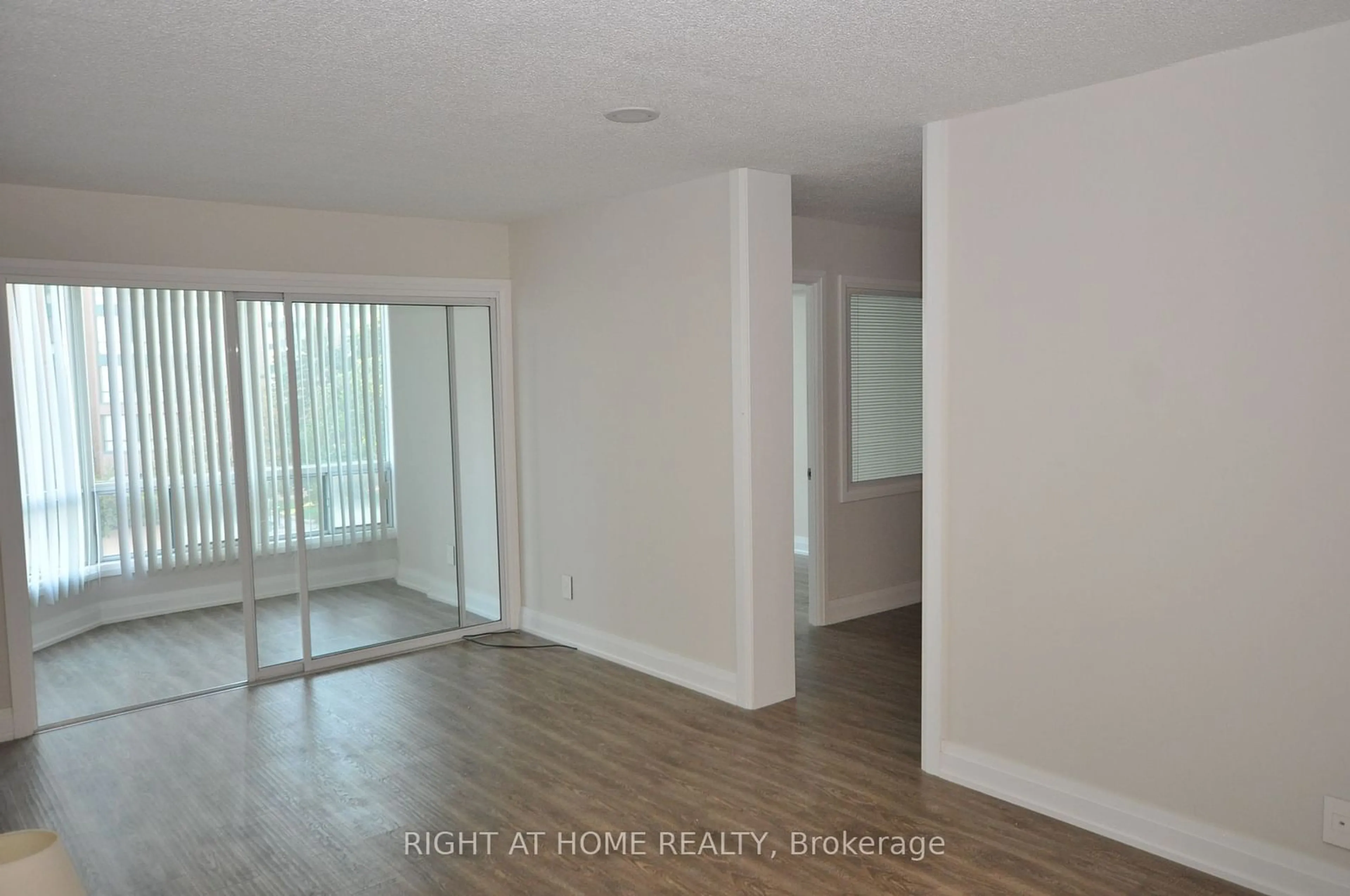 A pic of a room for 115 Hillcrest Ave #306, Mississauga Ontario L5B 3Y9