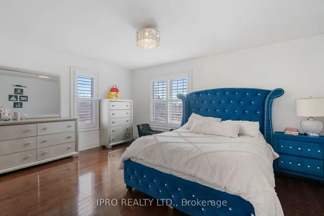 Additional property image - 2 George Mckenzie Crt