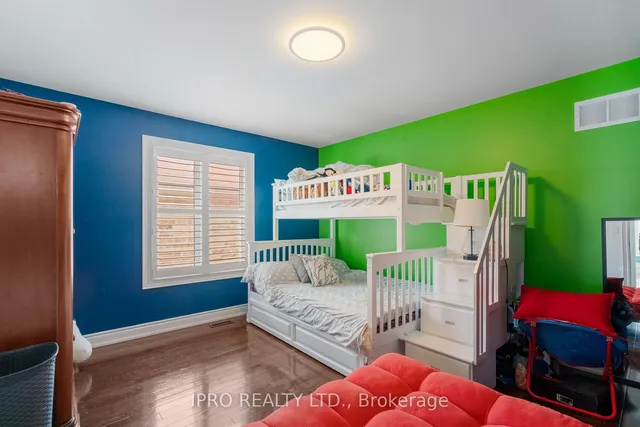 Additional property image - 2 George Mckenzie Crt