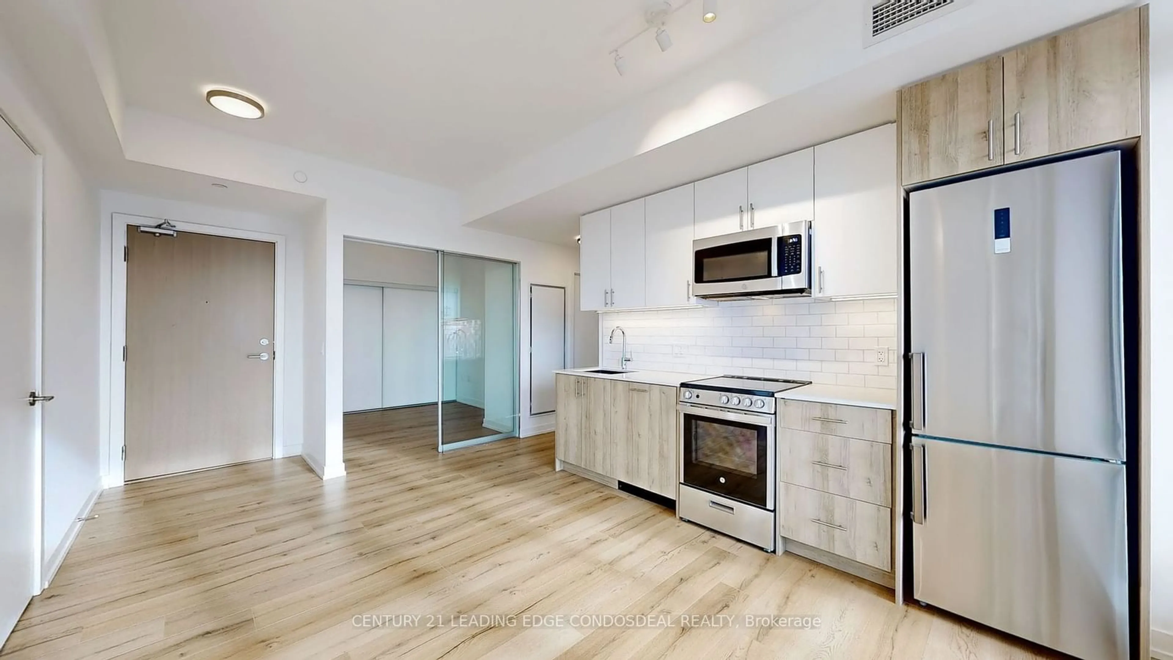 Open concept kitchen, unknown for 1195 The Queensway St #908, Toronto Ontario M8Z 0H1